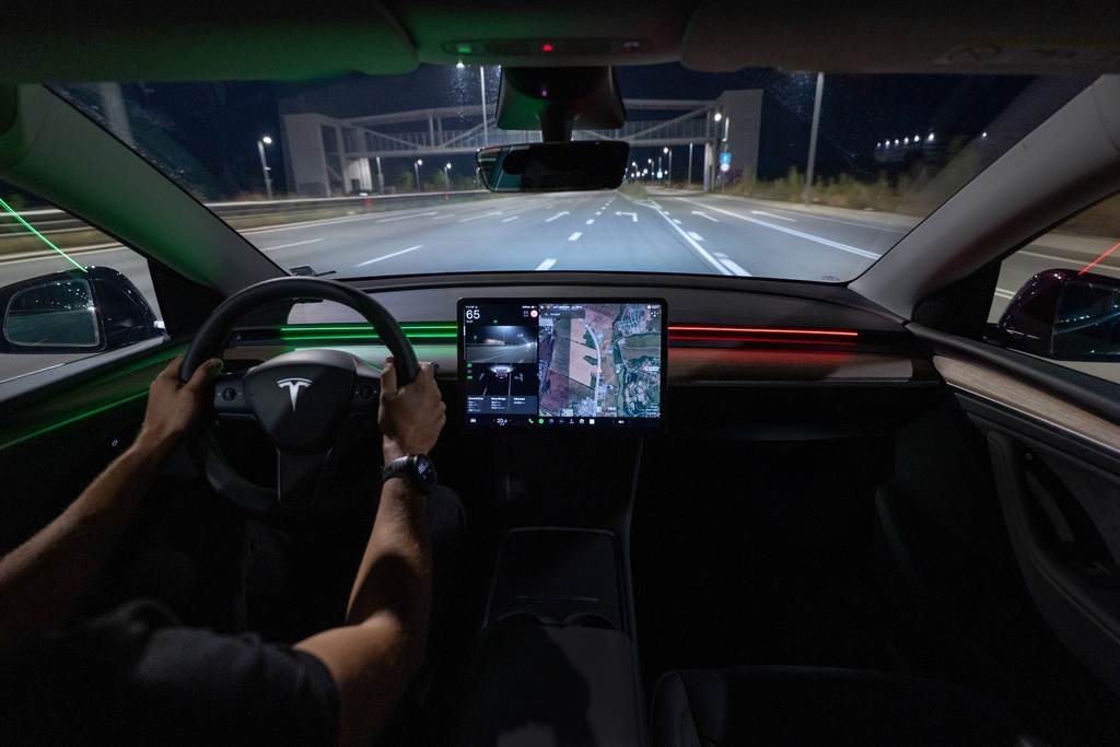 S3XY Strip (Model 3 2021-2024/Model Y 2021-2025)