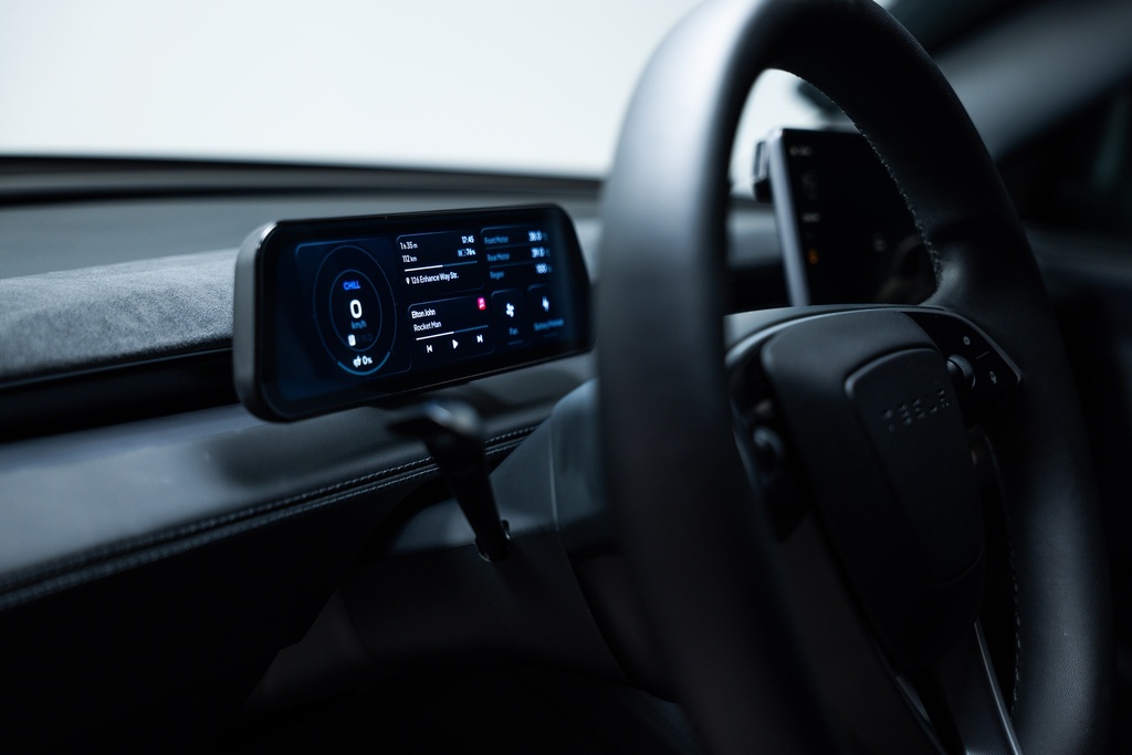 S3XY Dash+Commander (Model Y Juniper)